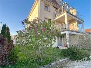 duplex-triplex à la vente -   25400  AUDINCOURT, surface 76 m2 vente duplex-triplex - UBI469152815